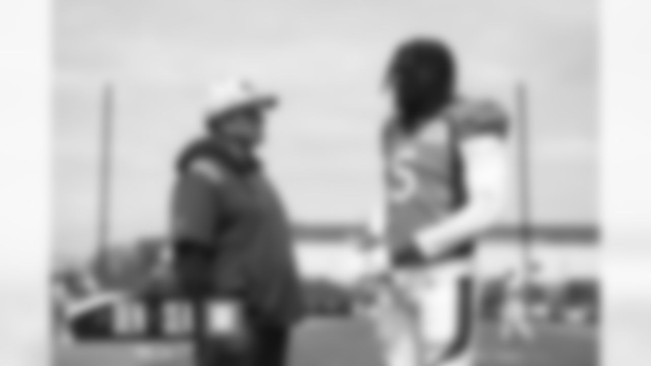 Dom Capers and Randy Gregory during practice on Friday, September 9, 2022 at UCHealth Training Center in Englewood, Colorado.
Photo by Gabriel Christus/Denver Broncos