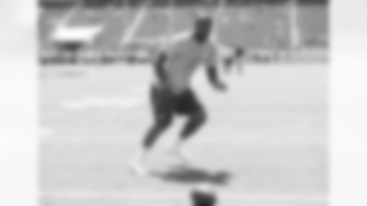LB Von Miller