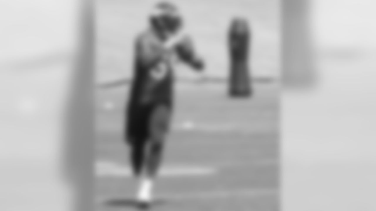 LB Danny Trevathan