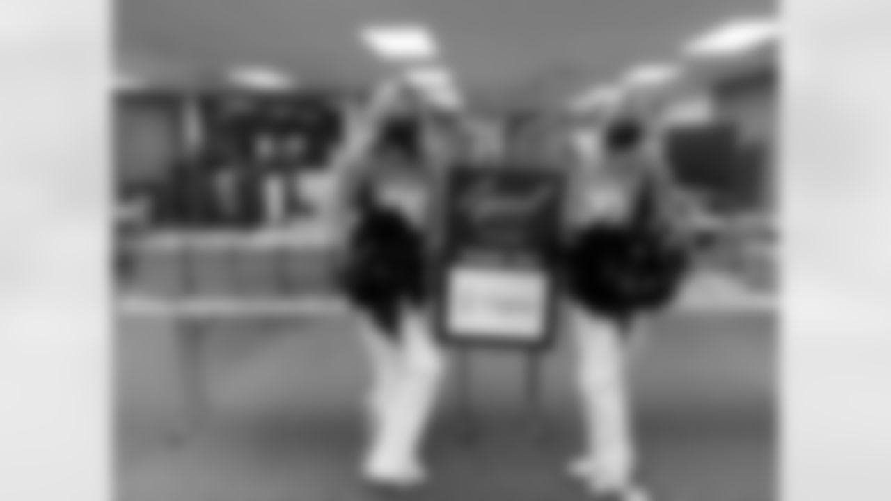 Denver Broncos Cheerleaders and Miles the Mascot delivery more than 1,800 gourmet boxed lunches, prepared by Epicurean Catering, to healthcare professionals, local nonprofits, first responders, teachers, and essential and frontline workers.