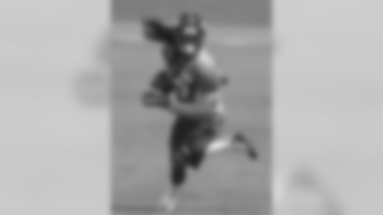 WR Isaiah Burse