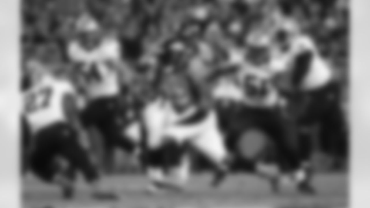 RB Willis McGahee led the game with 122 rushing yards on 23 carries.