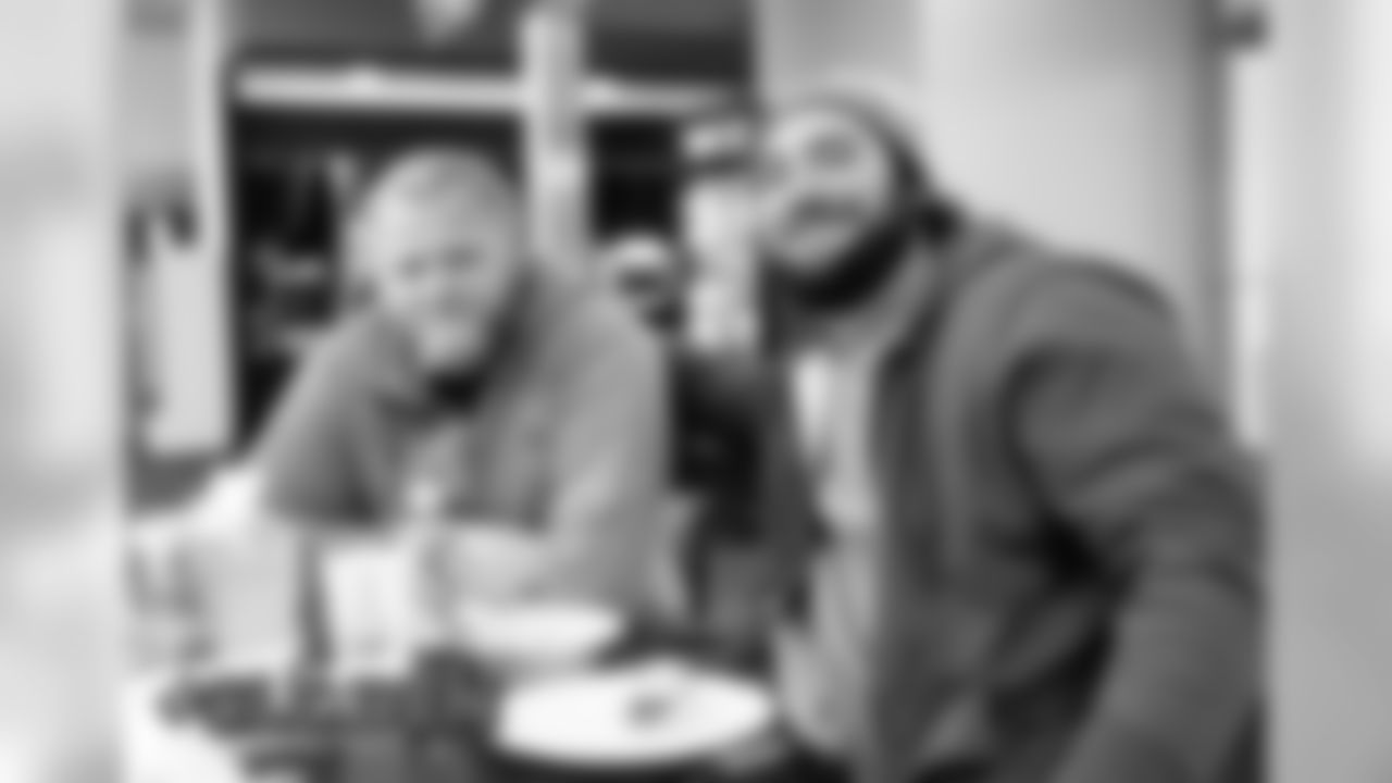 Quinn Bailey and Corey Levin at a family breakfast on Saturday on November 2, 2019. (Photo by Jeremy Rincon)