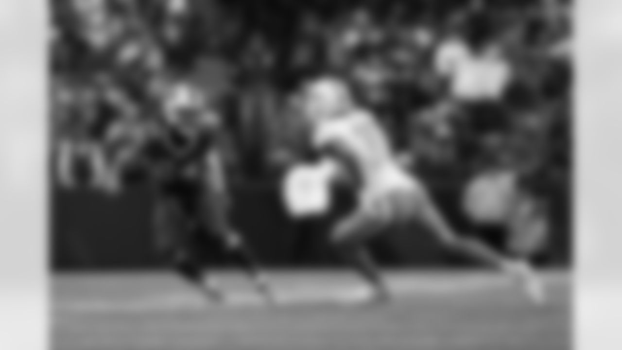 A new defensive staff and scheme in Buffalo put matters into tumult. A month ago, he didn't express a desire to specifically return to Buffalo in a return to NFL.com, instead, he said, "I want to be wanted wherever I go."