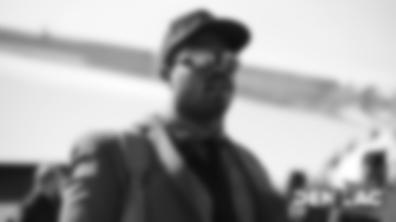 Von Miller on the tarmac at Denver International Airport during the team's travel to California on October 5, 2019 ahead of their Week 5 game against the Los Angeles Chargers. (Photo by Ben Swanson)