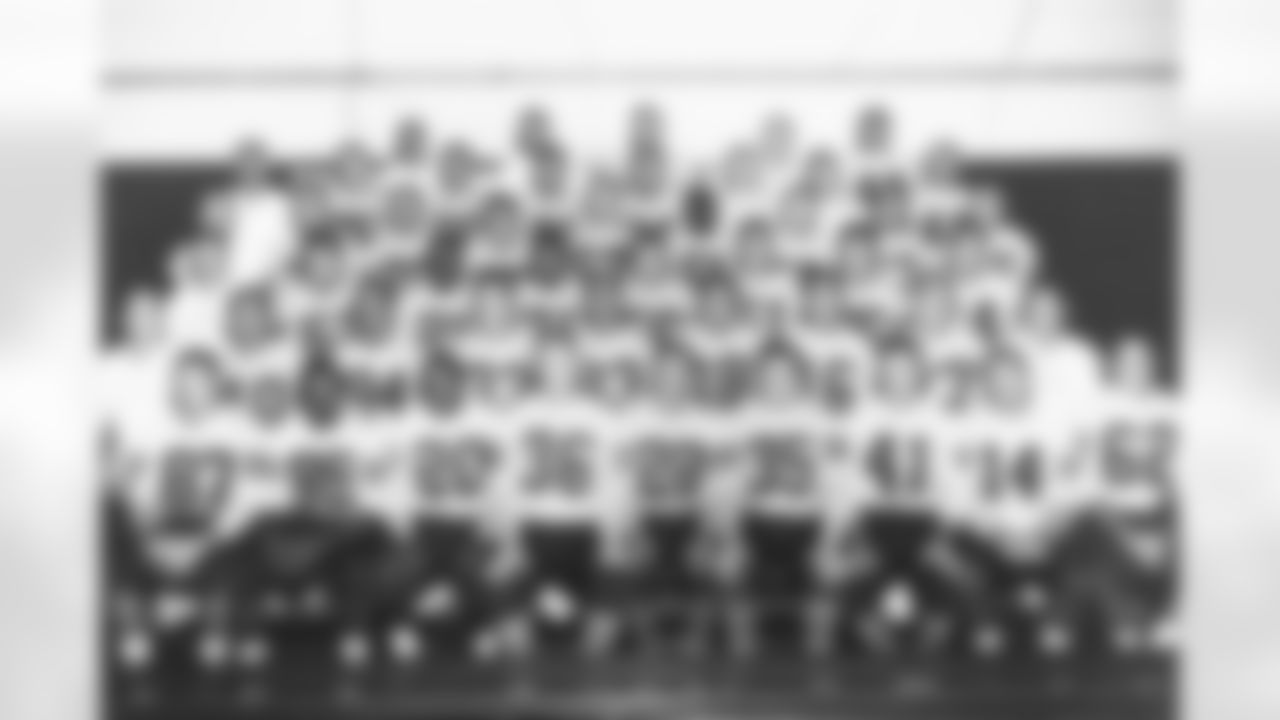The 1960 Denver Broncos team photo