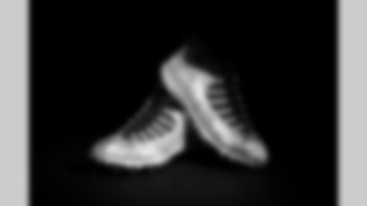 Teddy Bridgewater's custom shoes for the 2021 My Cause My Cleats campaign at UCHealth Training Center in Englewood, Colorado on November 26, 2021. (Photo by Ben Swanson)