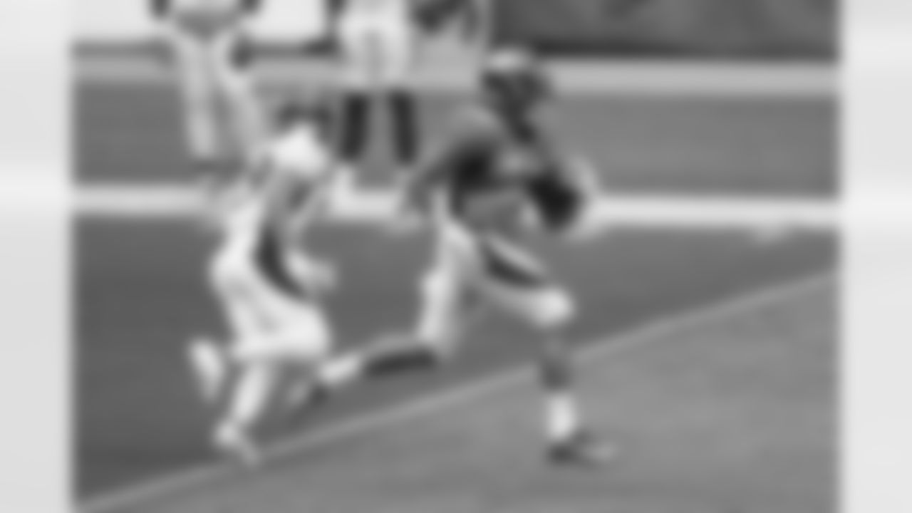 Phillip Lindsay and Bryce Callahan during training camp at Empower Field at Mile High in Denver, CO, August 29, 2020.
Photo by Gabriel Christus