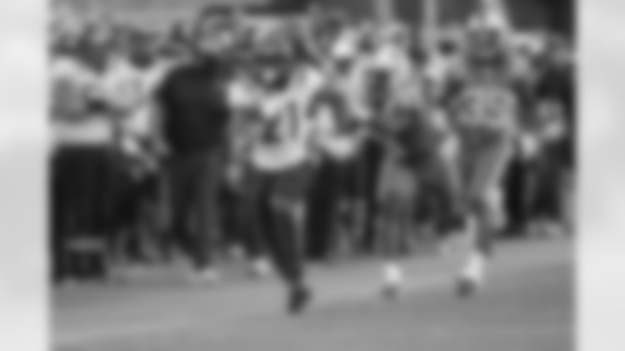 Mocked by: Walter Cherepinsky, WalterFootball.com [fourth round, April 27], Vinnie Iyer, The Sporting News [fifth round, April 16]

(Nell Redmond/Pool Photo via AP)