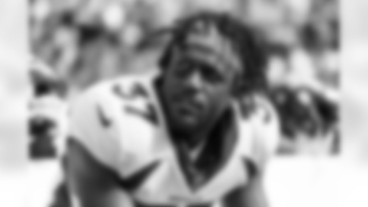 Marlon Mack on the sideline before the Broncos' Week 12 game against the Carolina Panthers at Bank of America Stadium in Charlotte, North Carolina on November 27, 2022. (Photo by Ben Swanson)