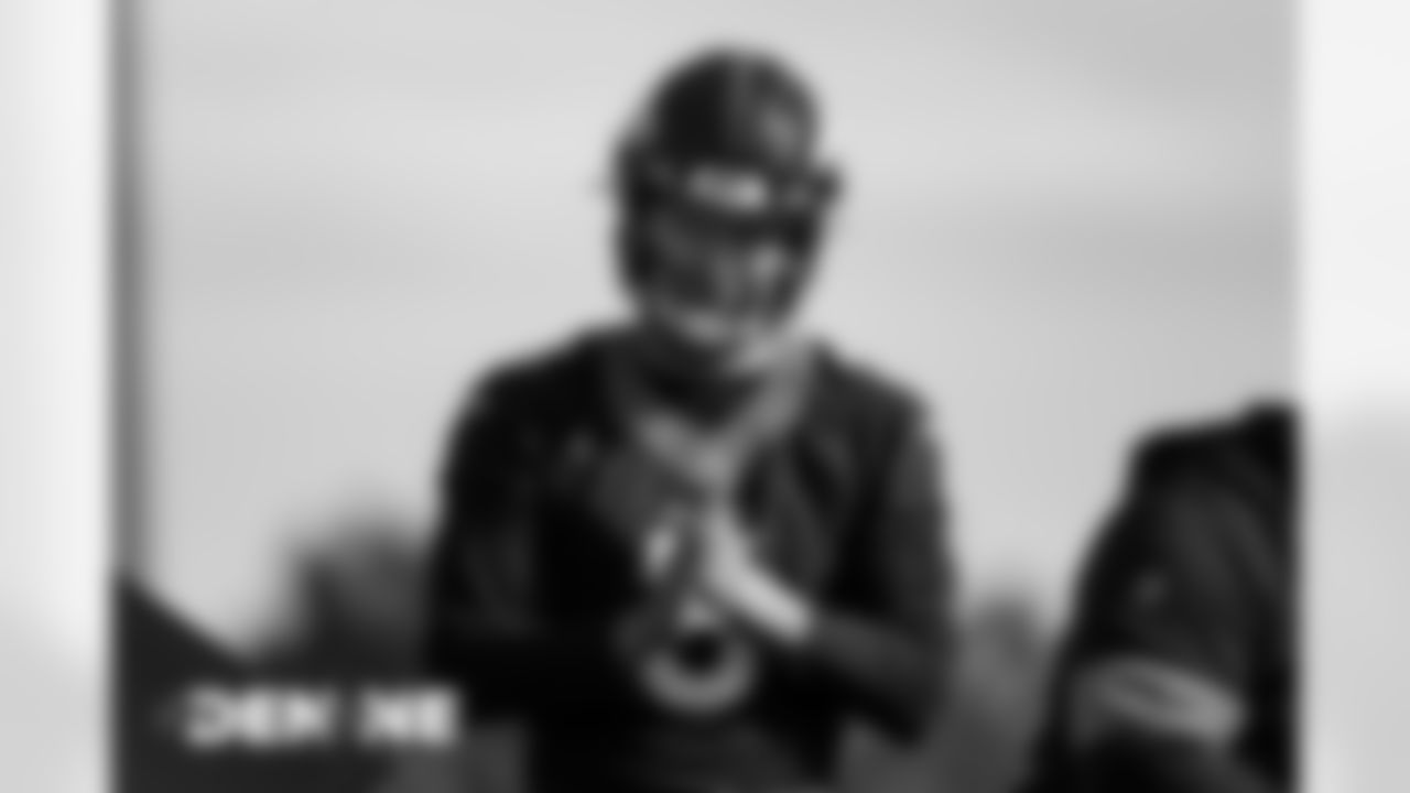 Drew Lock rubs his hands together at practice at UCHealth Training Center on October 16, 2020. (Photo by Ben Swanson)