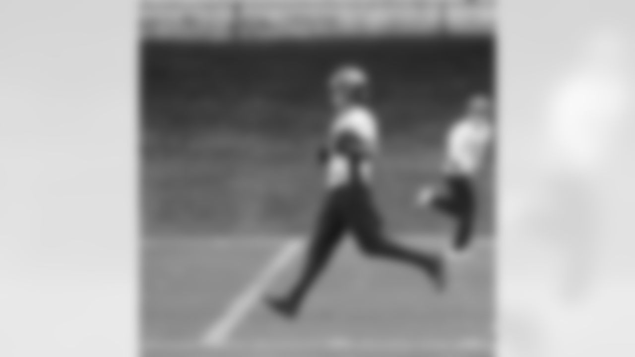 WR Eric Decker can become the fifth Bronco in team history to catch a touchdown in five straight games if he finds paydirt at Paul Brown Stadium.