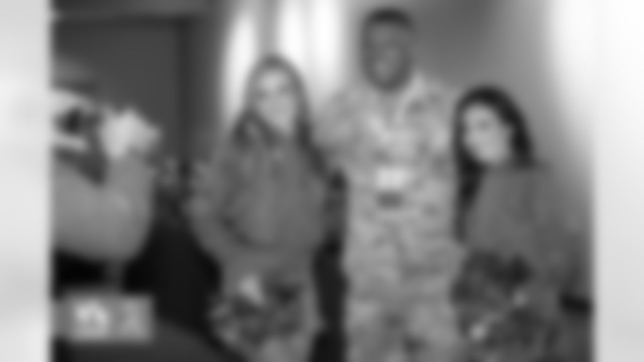 Denver Broncos Cheerleaders greet military service members during a Salute to Service brunch before the Broncos' Week 11 game against the Las Vegas Raiders at Empower Field at Mile High in Denver, Colorado on November 20, 2022. (Photo by Ben Swanson)