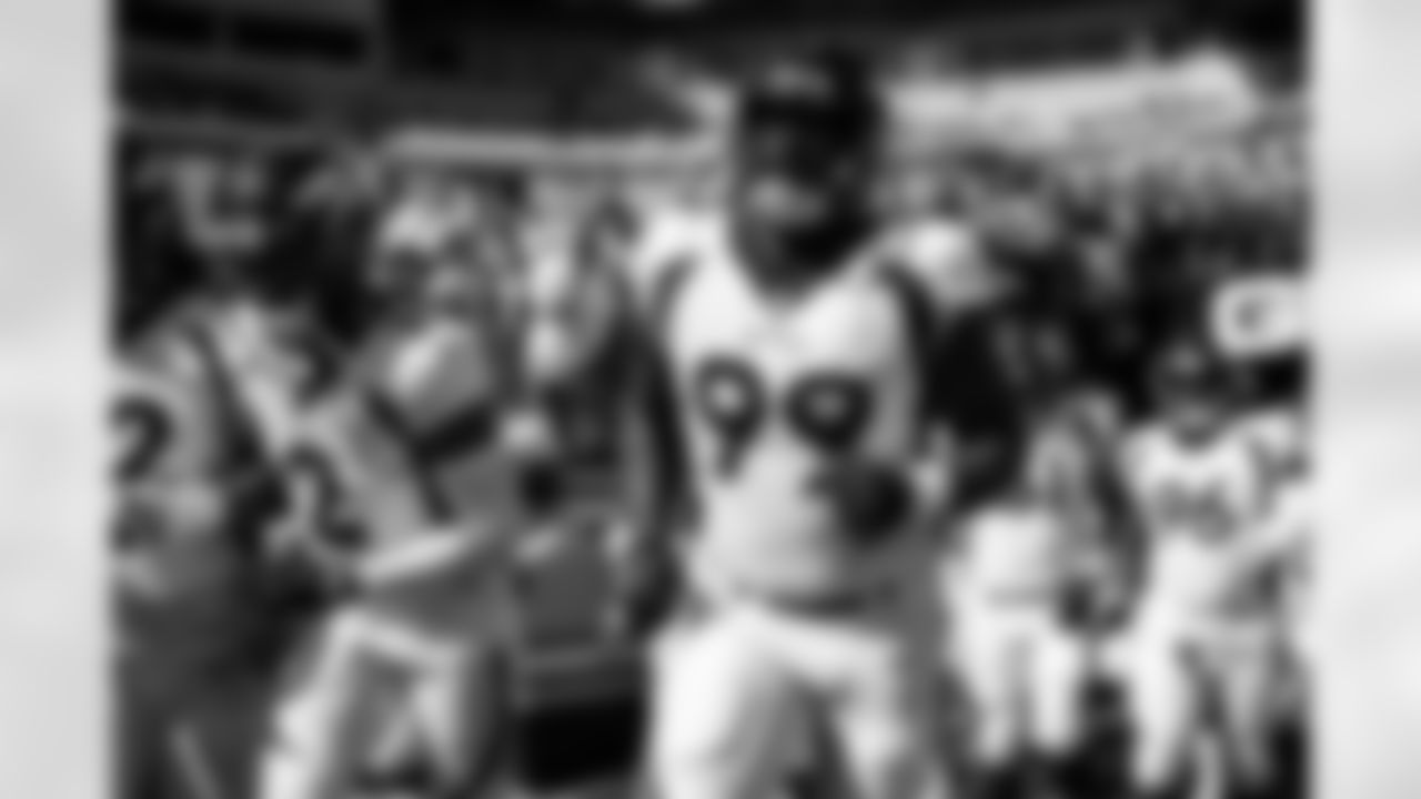 Shamar Stephen before the Broncos' Week 5 game against the Pittsburgh Steelers at Heinz Field in Pittsburgh, Pennsylvania on October 10, 2021. (Photo by Gabriel Christus)
