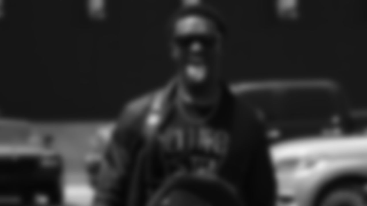 Wide receiver Demaryius Thomas arrives for training camp on July 27, 2018.
