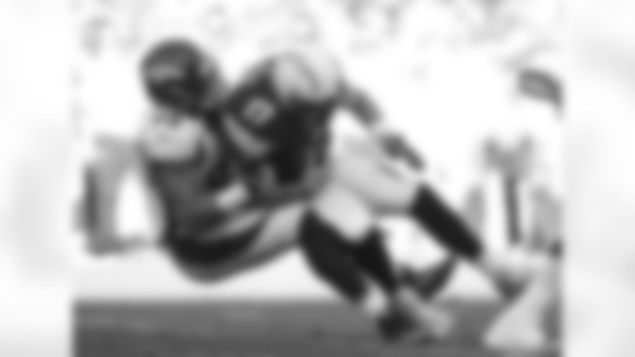 Derek Wolfe
