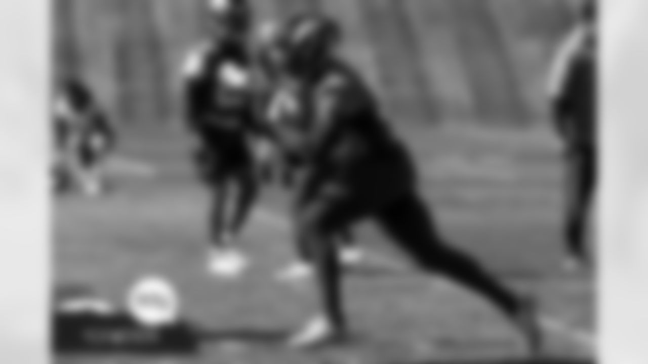 Javonte Williams during practice at UCHealth Training Center on October 15, 2021. (Photo by Sam Weaver)