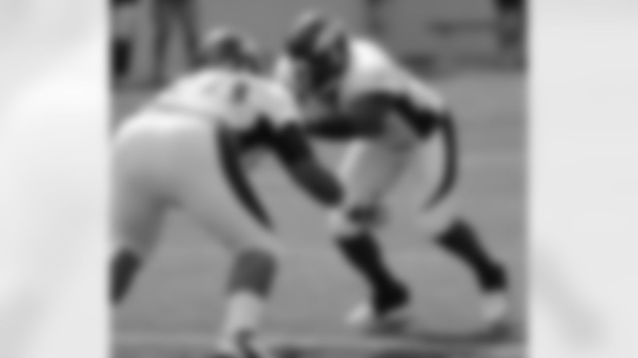 DE Elvis Dumervil takes on a block.