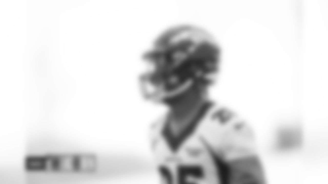 Lamar Jackson during practice on Thursday, January 5, 2023 at UCHealth Training Center in Englewood, Colorado.
Photo by Gabriel Christus / Denver Broncos