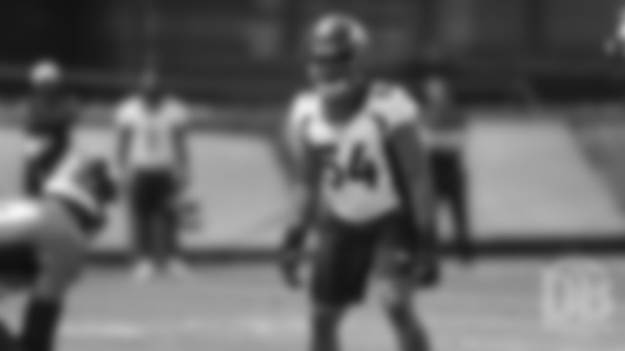 Inside linebacker Josh Watson during the first day of rookie minicamp practice on May 10, 2019.