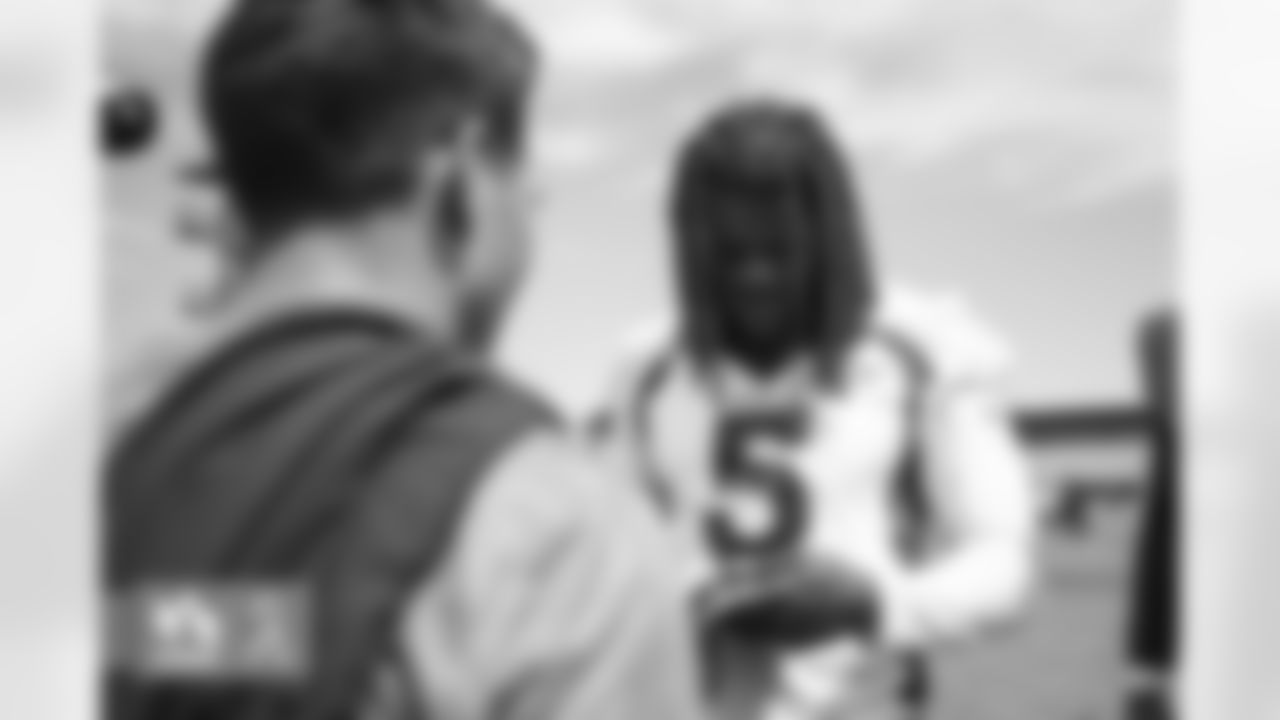 Randy Gregory during a USAA Salute to Service meet-and-greet session after practice at UCHealth Training Center in Englewood, Colorado on August 25, 2022. (Photo by Ben Swanson)