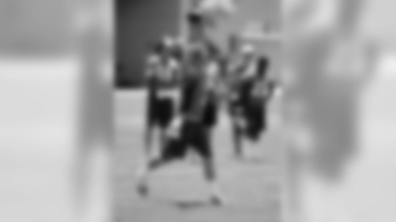 QB Zac Dysert throws a pass during practice.