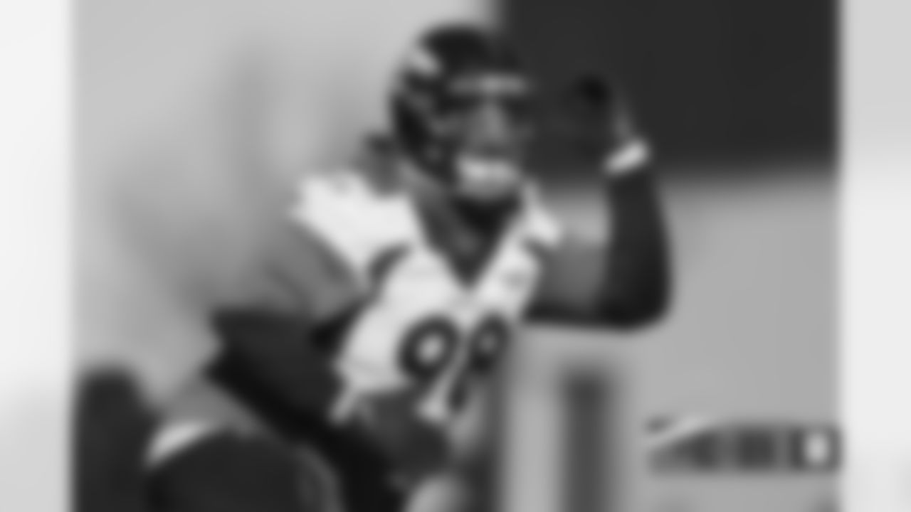 Mike Purcell during practice on Thursday, December 8, 2022 at UCHealth Training Center in Englewood, Colorado.
Photo by Gabriel Christus / Denver Broncos