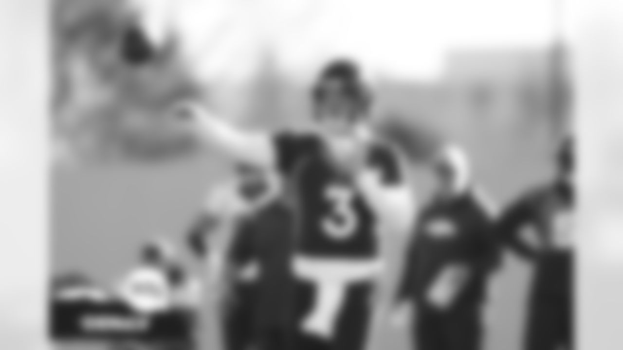 Drew Lock during practice on Thursday, December 23, 2021 at UCHealth Training Center in Englewood, Colorado.
Gabriel Christus