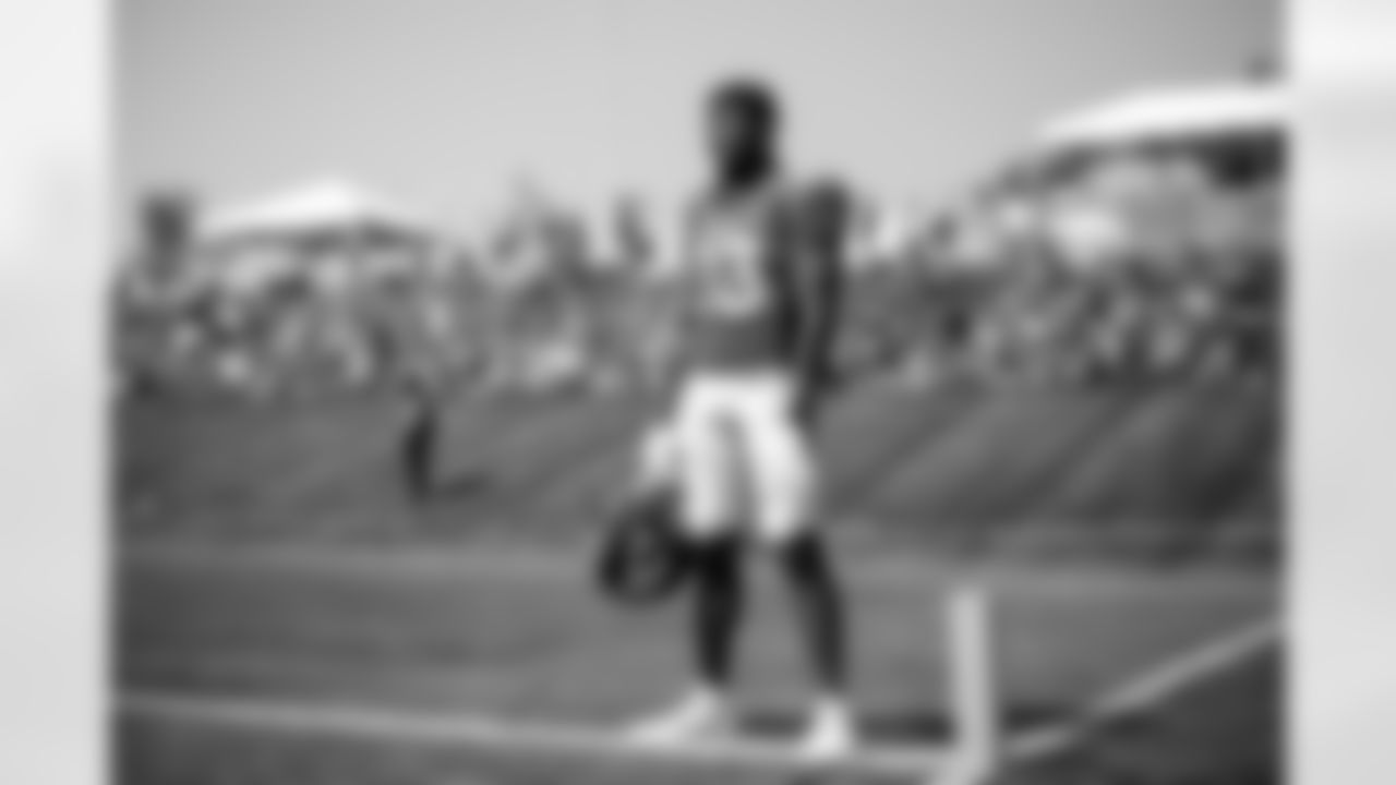 Kyle Fuller during practice on the 15th day of training camp at UCHealth Training Center on August 17, 2021. (Photo by Ben Swanson)