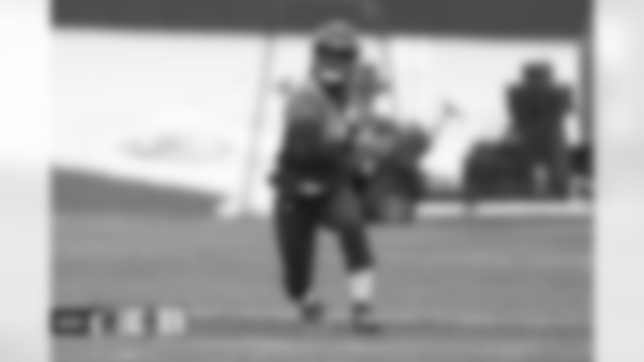 Chase Edmonds during practice on Thursday, January 5, 2023 at UCHealth Training Center in Englewood, Colorado.
Photo by Gabriel Christus / Denver Broncos