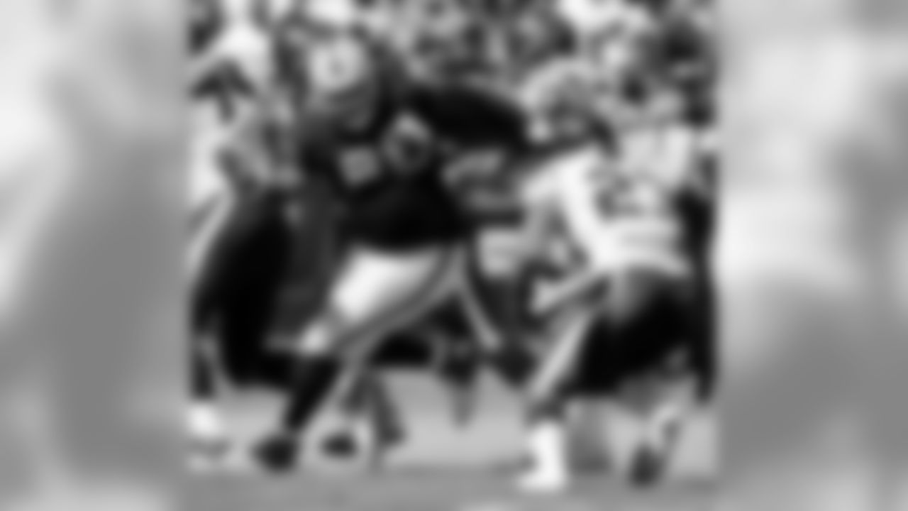 Raiders defensive tackle Pat Sims, unrestricted free agent