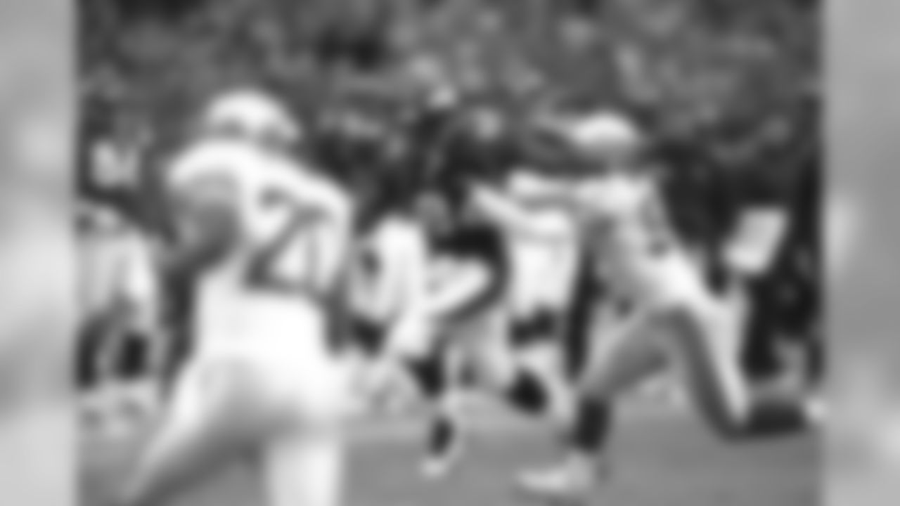 Dec. 27, 1998: Broncos 28, Seahawks 21