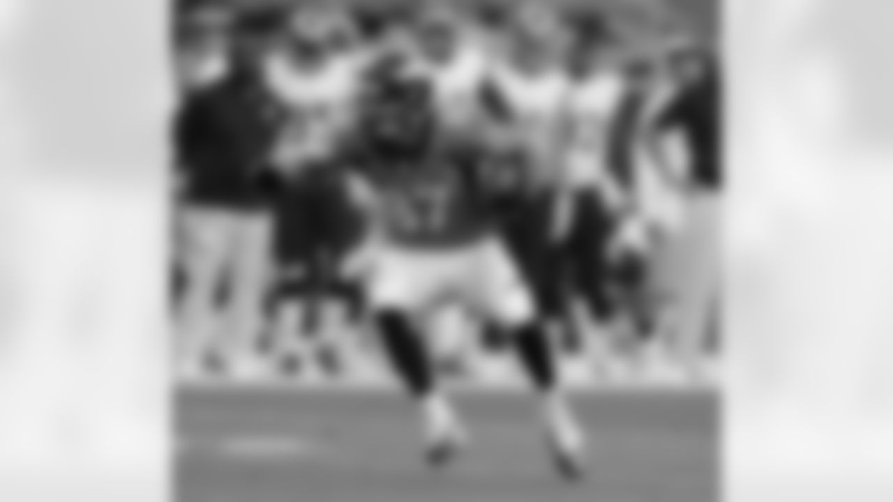 Eric Decker.