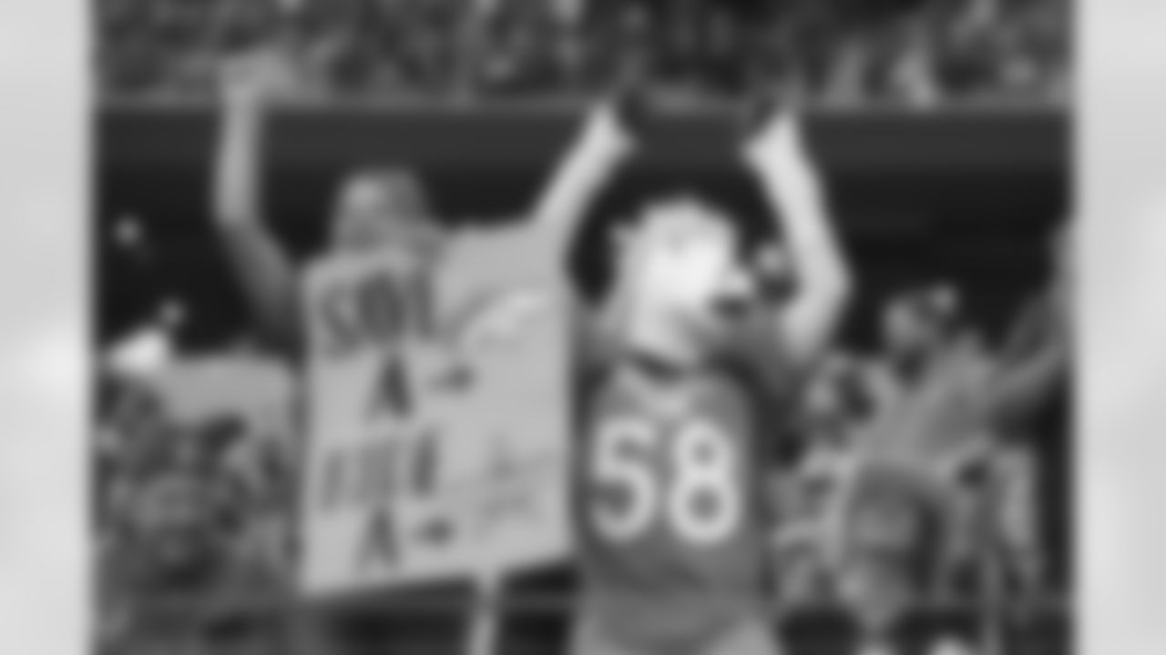 Fans during the NFL game against the Dallas Cowboys on Sunday, November 7, 2021 at AT&T Stadium in Arlington, Texas.
Photo by Gabriel Christus