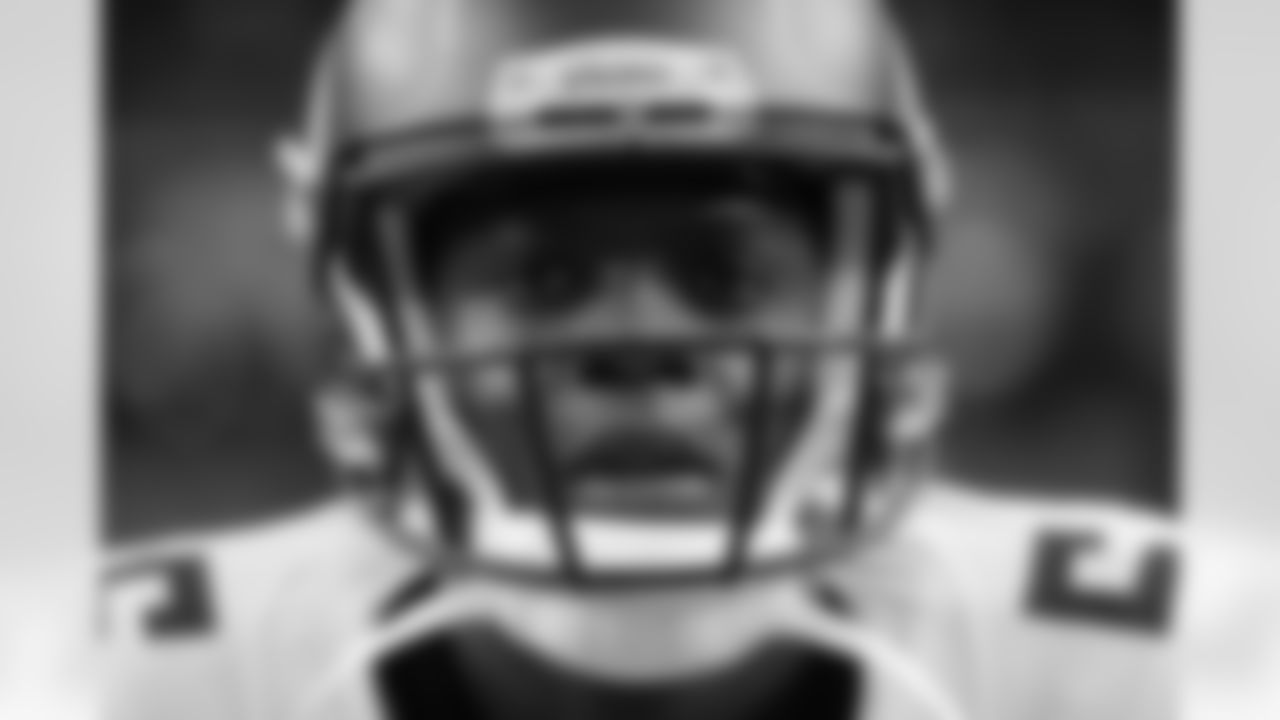 Minnesota Vikings quarterback Teddy Bridgewater (5) warms up before the first half of an NFL football game between the Atlanta Falcons and the Minnesota Vikings, Sunday, Nov. 29, 2015, in Atlanta. (AP Photo/David Goldman)