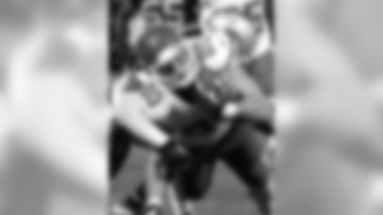 Former Chiefs tight end Anthony Fasano, street free agent
