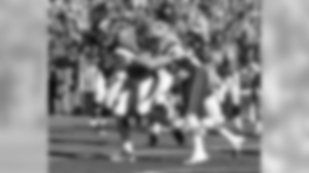 Jan. 19, 2014: W 26-16 vs. New England