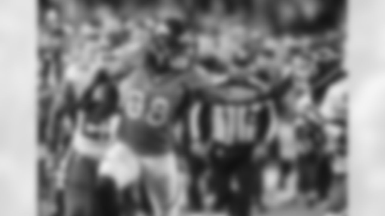 Career Pro Bowl Selections: 2