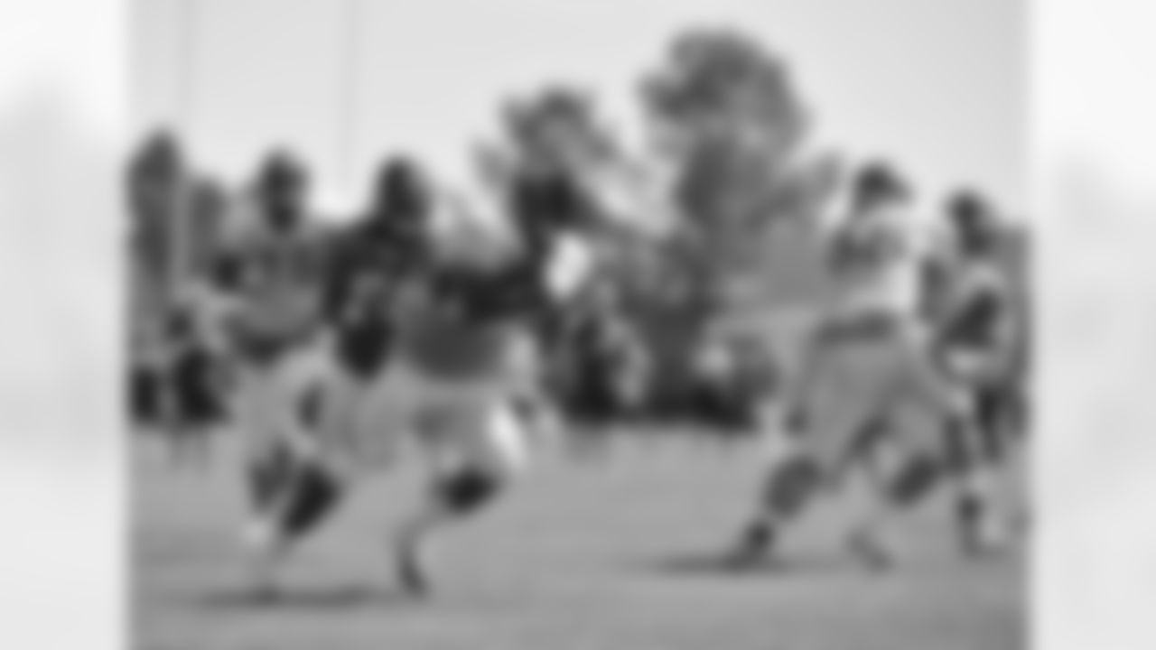 RB Willis McGahee breaks a run.