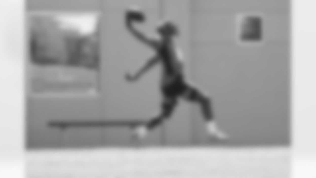 As he worked his way back from a torn ACL, Courtland Sutton looked well on his way back to Pro Bowl form on this catch during the offseason program on May 27, 2021.
Photo by Gabriel Christus