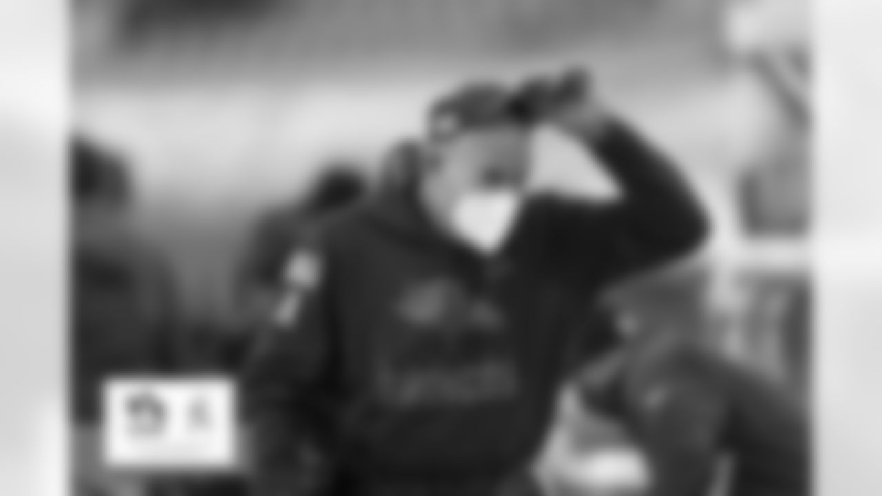Defensive Line Coach Bill Kollar wears Salute to Service gear during the NFL game against the Miami Dolphins at Empower Field at Mile High in Denver, Colorado, November 22, 2020.
Photo by Gabriel Christus