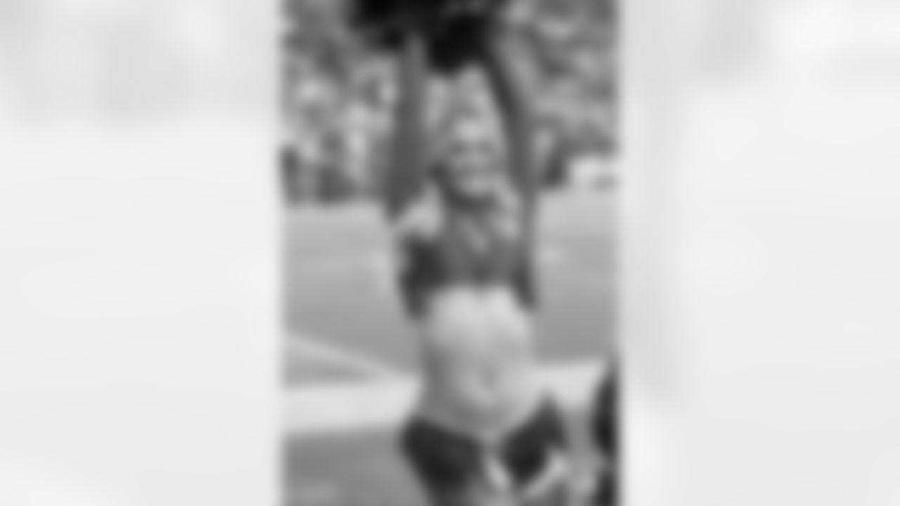 The Denver Broncos Cheerleaders during the Broncos' Week 3 game against the San Francisco 49ers at Empower Field at Mile High in Denver, Colorado on September 25, 2022.