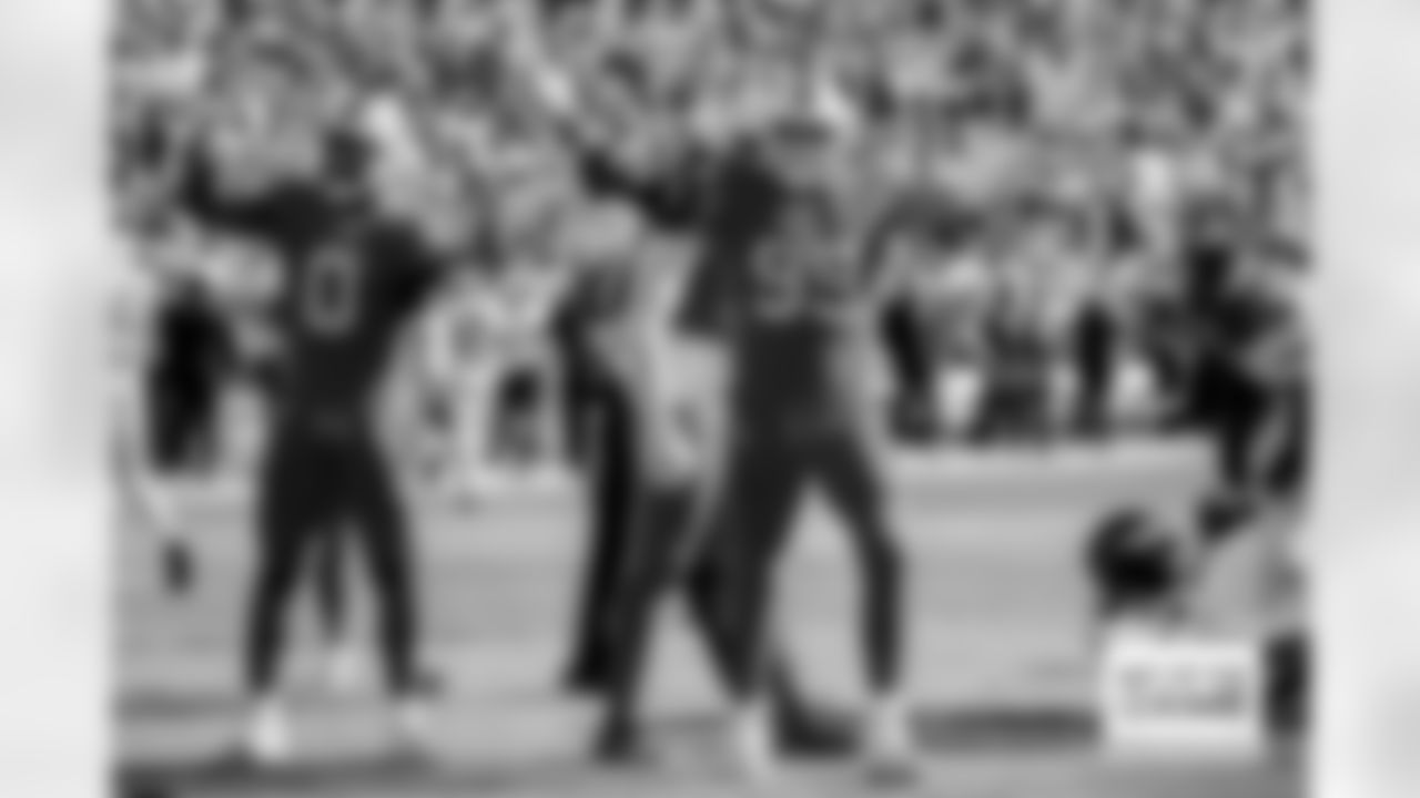 Zach Allen and Jonathon Cooper during the Broncos' Week 5 game against the New York Jets at Empower Field at Mile High in Denver, Colorado on October 8, 2023. Photo by Nicole Pennetta / Denver Broncos