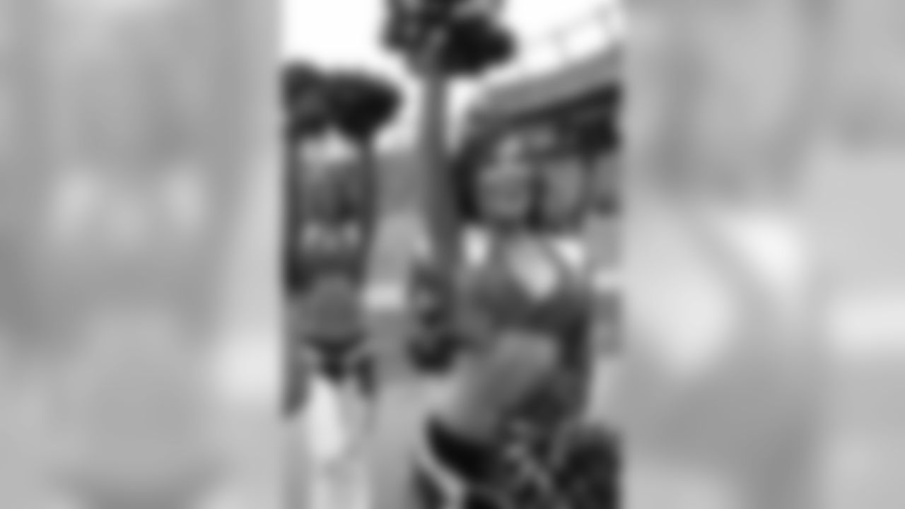 DBC, Cheerleaders Sydney