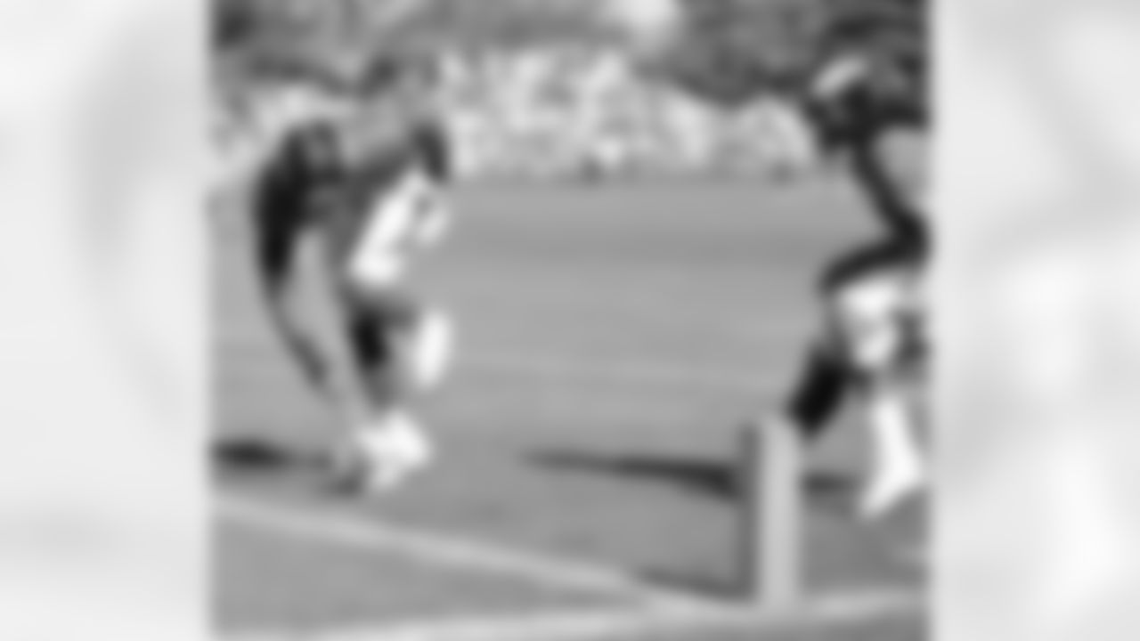Broncos work on downing a punt inside the 5-yard line.
