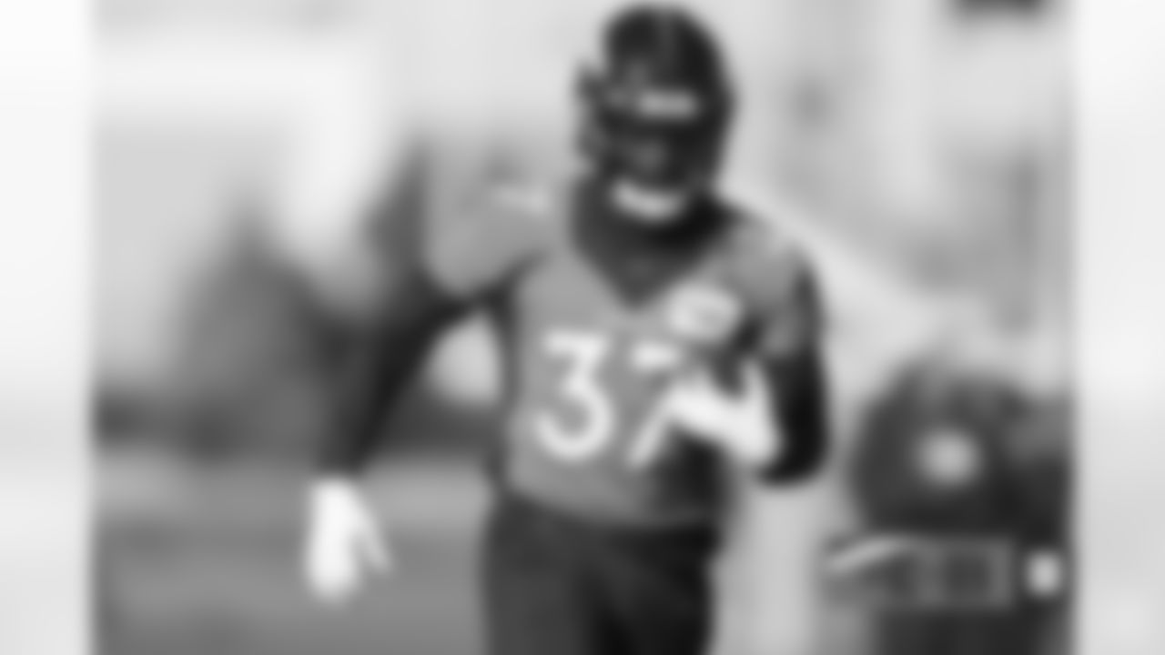 Marlon Mack during practice on Thursday, December 8, 2022 at UCHealth Training Center in Englewood, Colorado.
Photo by Gabriel Christus / Denver Broncos