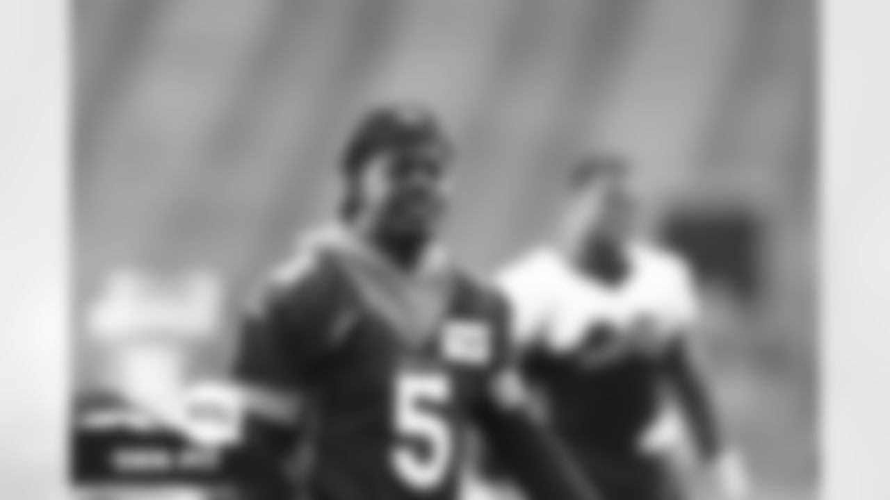 Teddy Bridgewater practice on Wednesday, October 6, 2021 at UCHealth Training Center in Englewood, Colorado.
Photo by Gabriel Christus