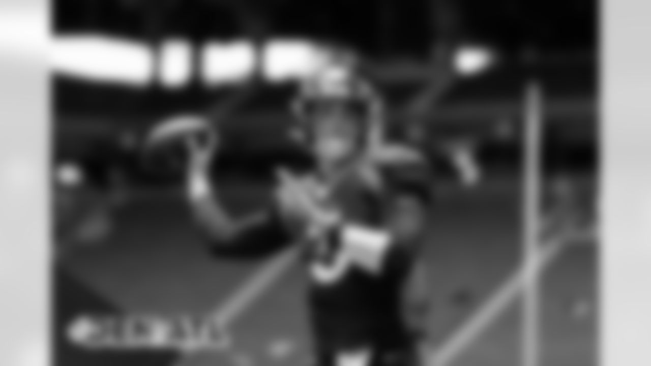 Drew Lock warms up before the Broncos' Week 9 game against the Atlanta Falcons at Mercedes-Benz Stadium in Atlanta, Georgia. (Photo by Gabriel Christus)