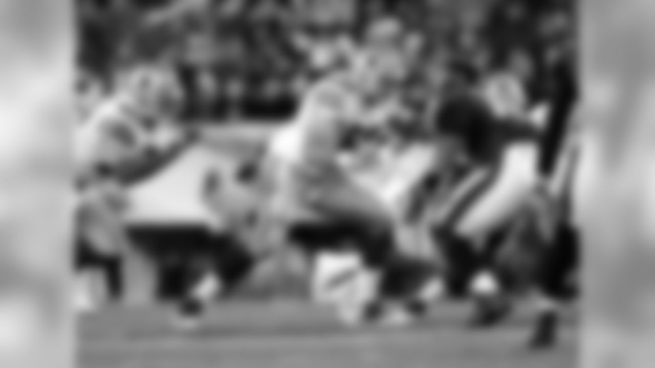 Cowboys offensive tackle Doug Free, unrestricted free agent