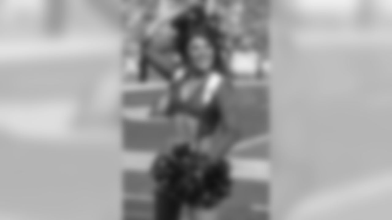 2018, Denver Broncos, Seattle Seahawks, Cheerleaders, DBC Jozie